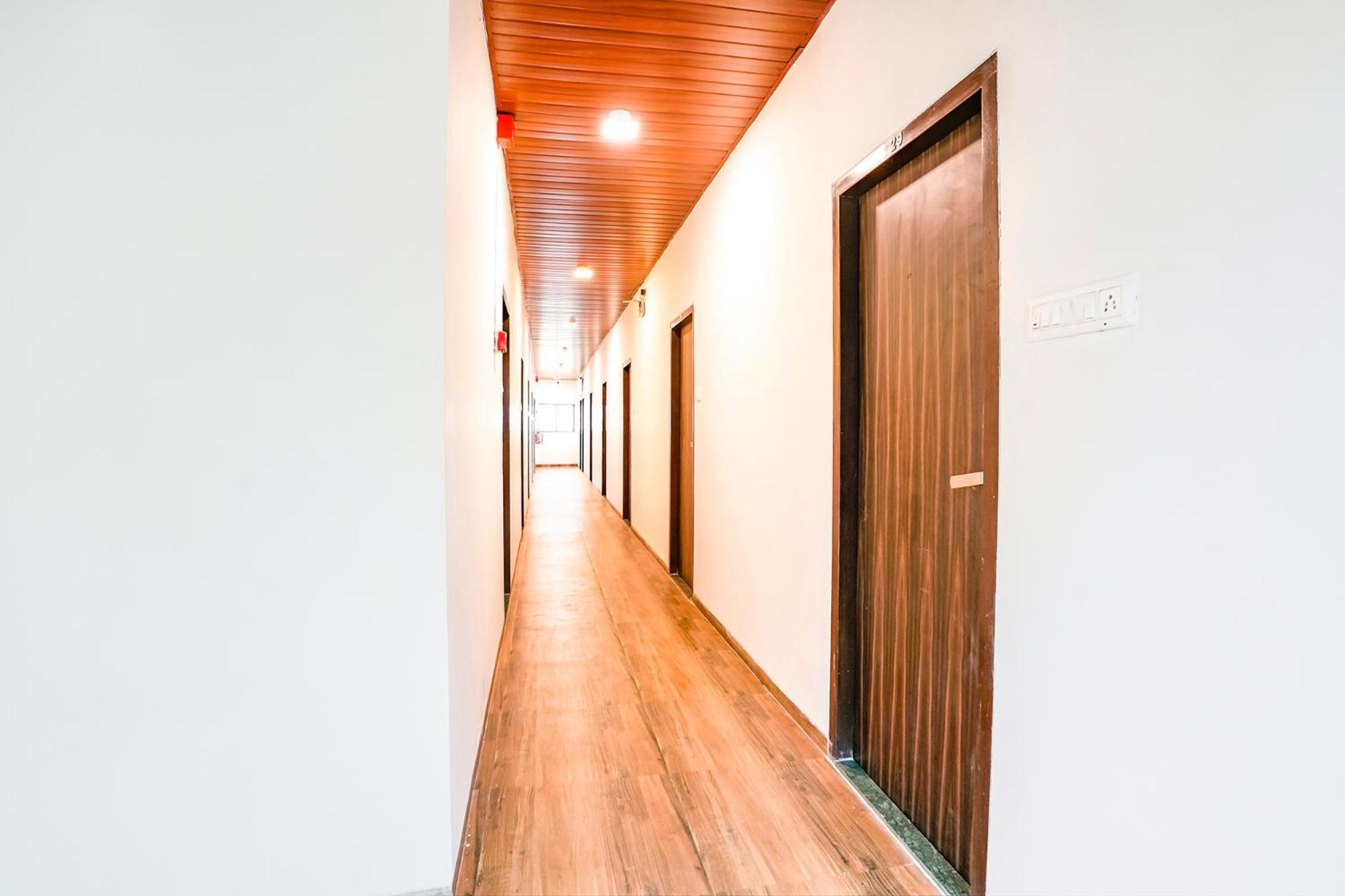 Fabexpress Green View - Powai Lake Bombaim Exterior foto